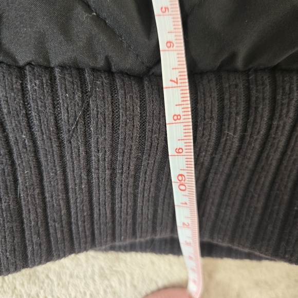 Abercrombie & Fitch Kids Girls Black Quilted Puffer Jacket 15/16 - Picture 13 of 13